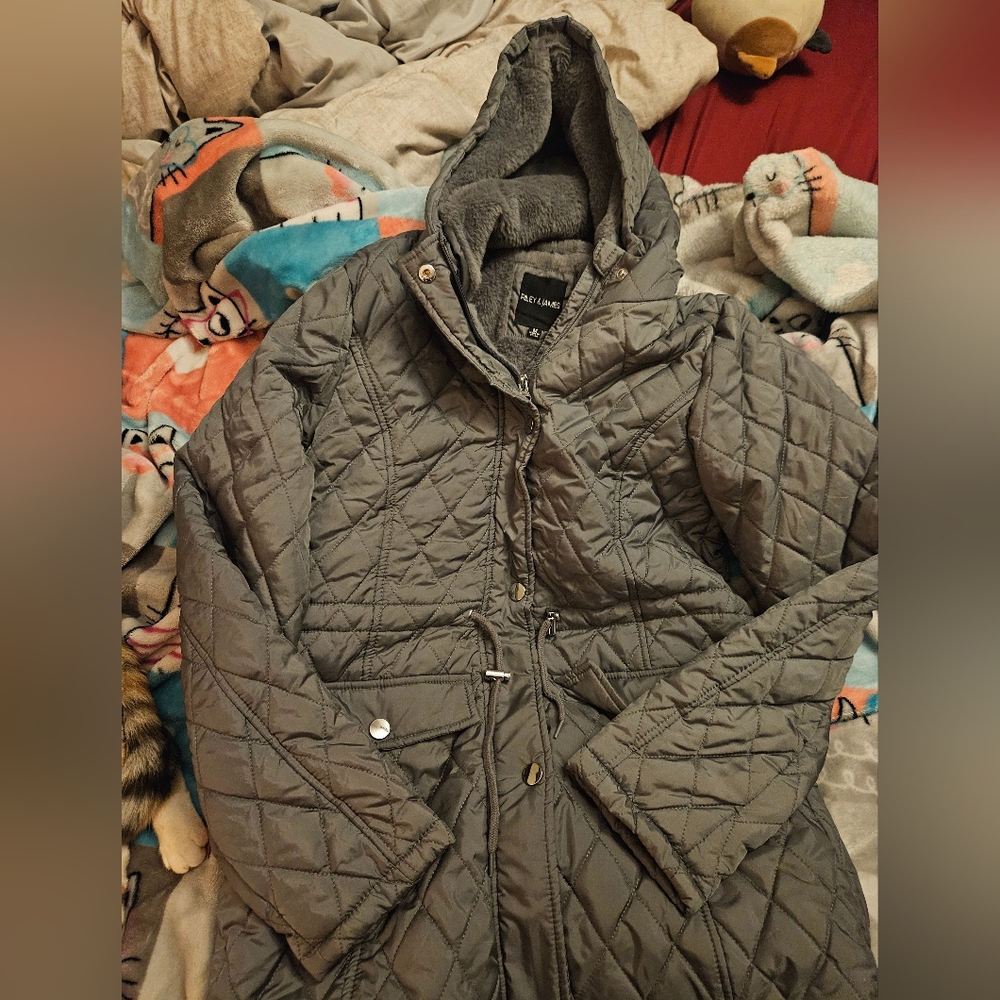 Women's Quilted Gray Coat/Jacket Medium Riley & James